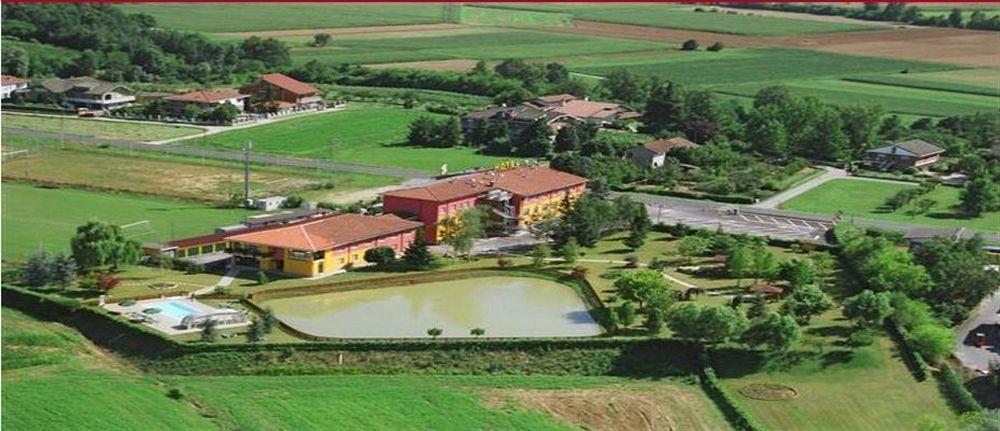 Pralormo Lo Scoiattolo Piedmont Bike Hotel מראה חיצוני תמונה