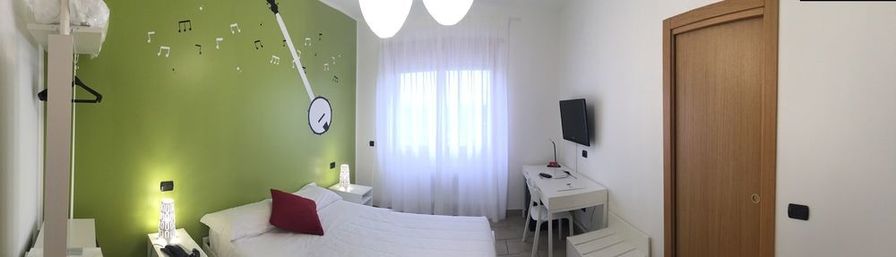 Pralormo Lo Scoiattolo Piedmont Bike Hotel מראה חיצוני תמונה