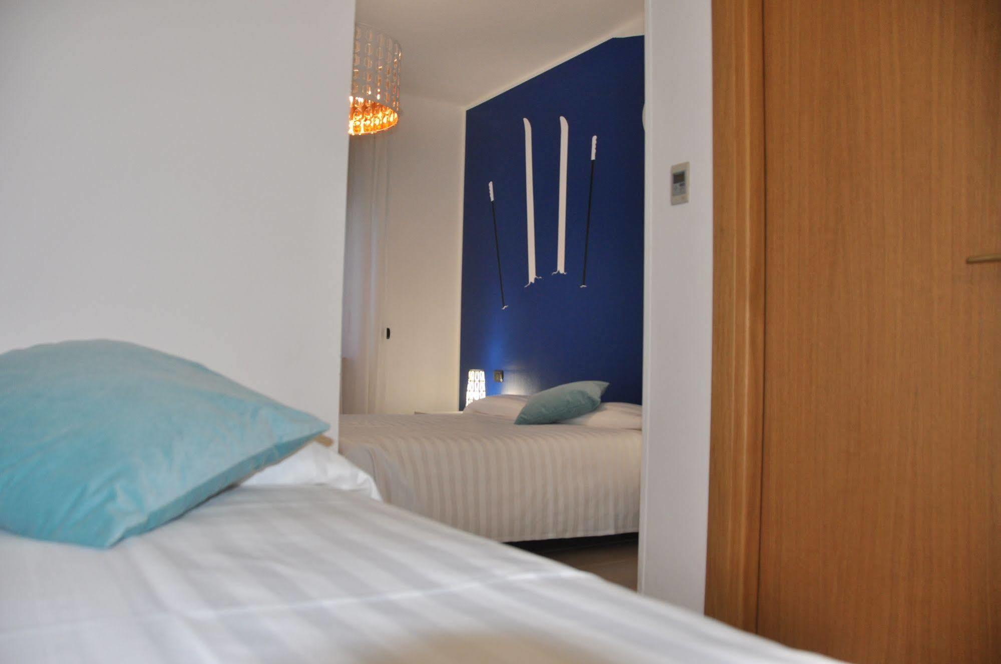 Pralormo Lo Scoiattolo Piedmont Bike Hotel מראה חיצוני תמונה